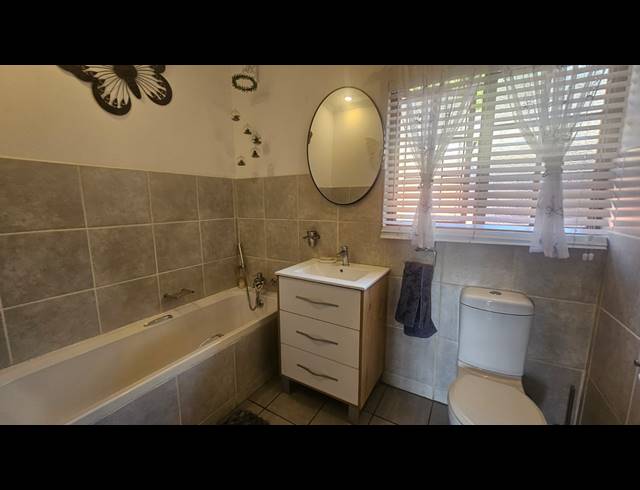 3 BEDROOM HOUSE FOR SALE IN GRANTHAM PARK